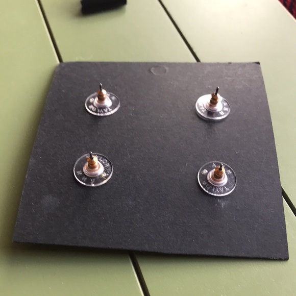 ANN TAYLOR 2 PAIRS STUD EARRINGS - NWT - Picture 4 of 4